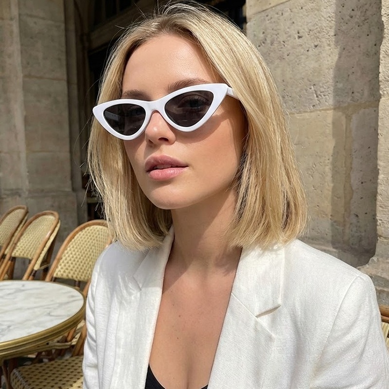 Sexy kleine driehoekige Cat Ey - Streetwear Brand Cat recensie en prijs